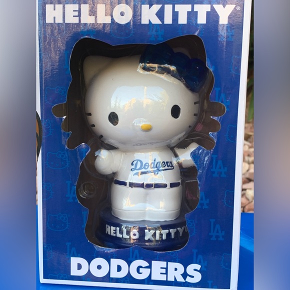 2023 LA Dodgers Collectible Blue and White Hello Kitty Bobblehead Figure - Picture 6 of 14